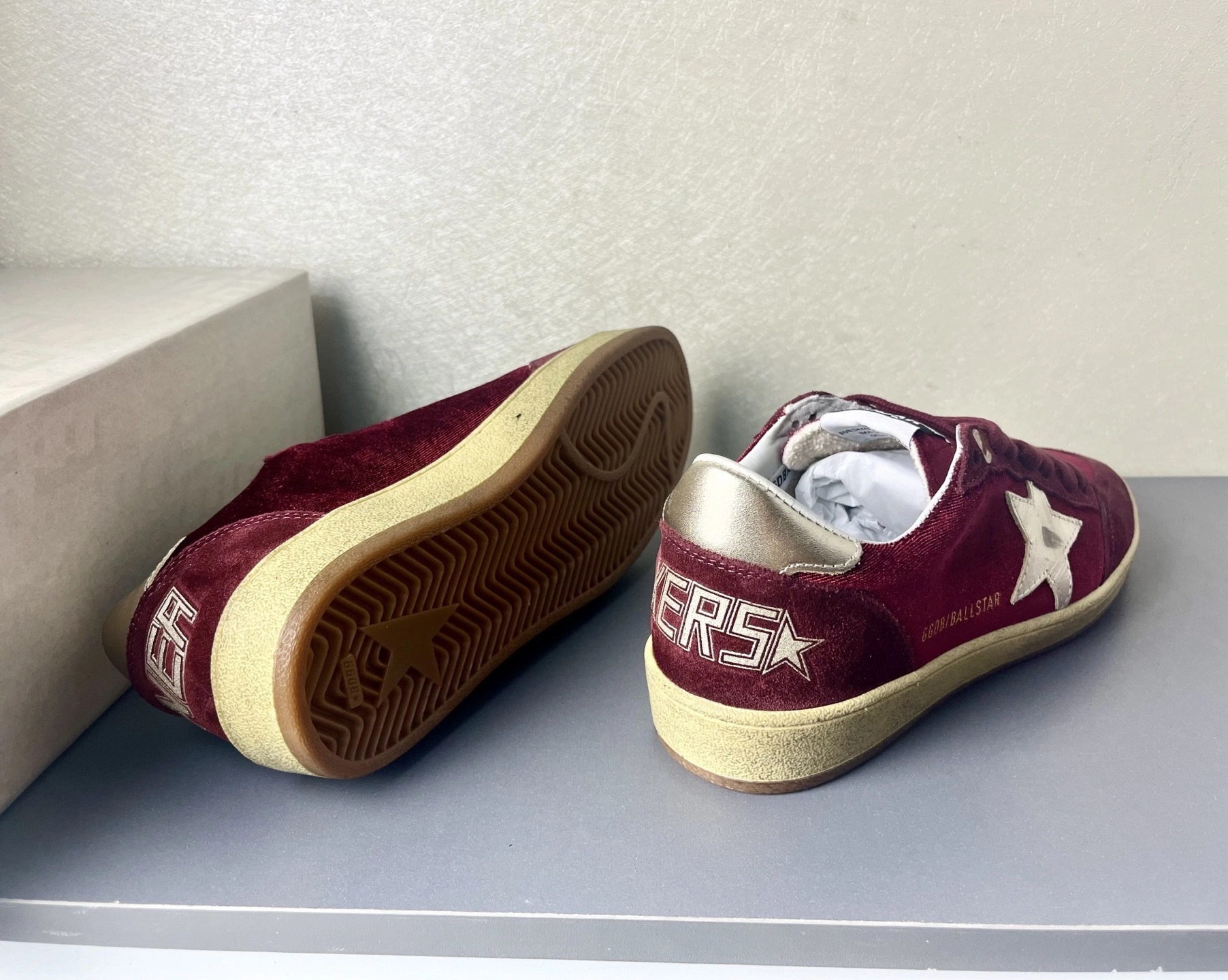 OOBB-- 6642 GWF00117.F007476.40533 Deluxe Brand Ball-STAR cowhide item:E-X018I2315